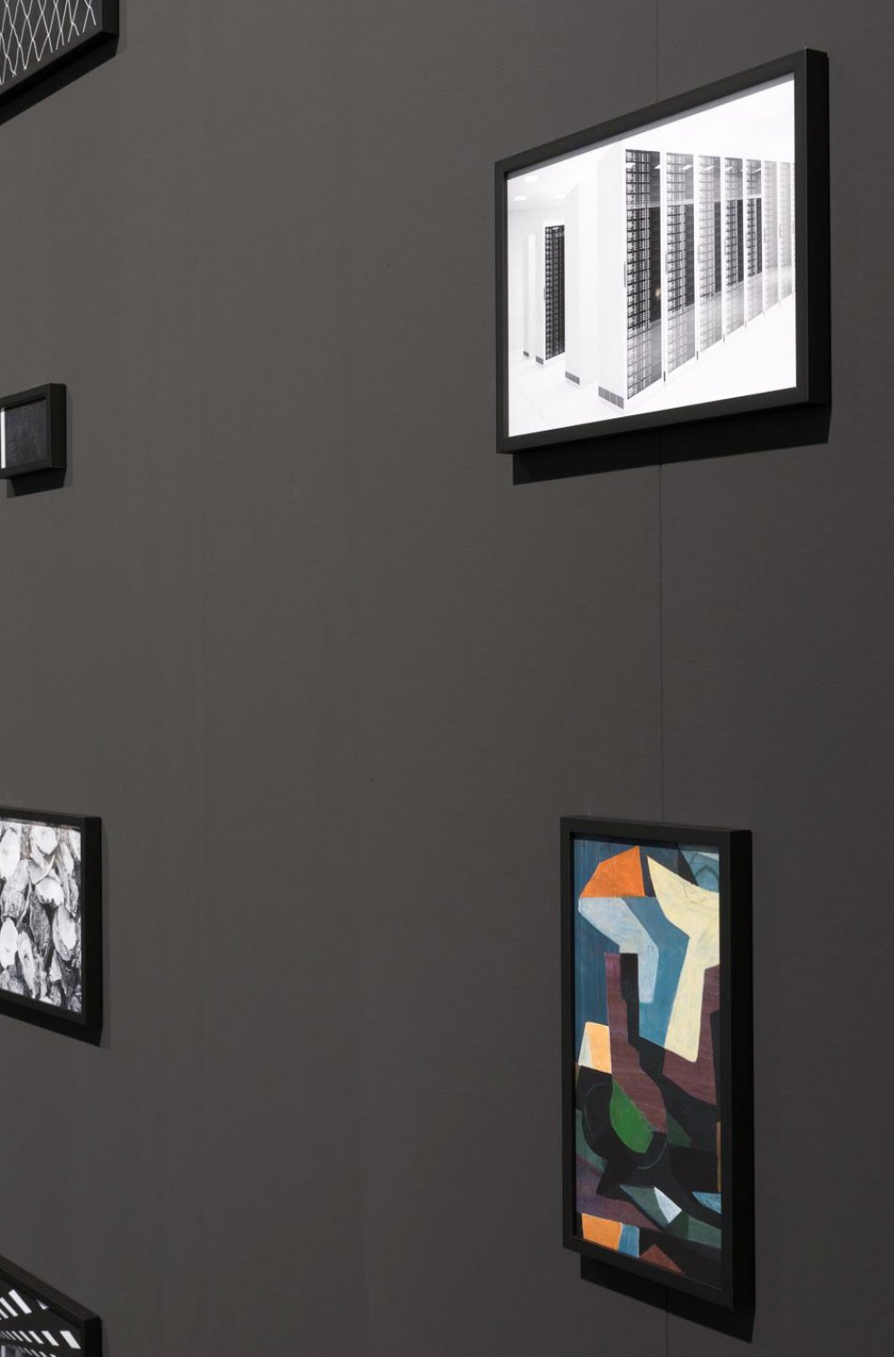 Sean Snyder Aspect Ratio (Topaz), 2015-2016, detail 