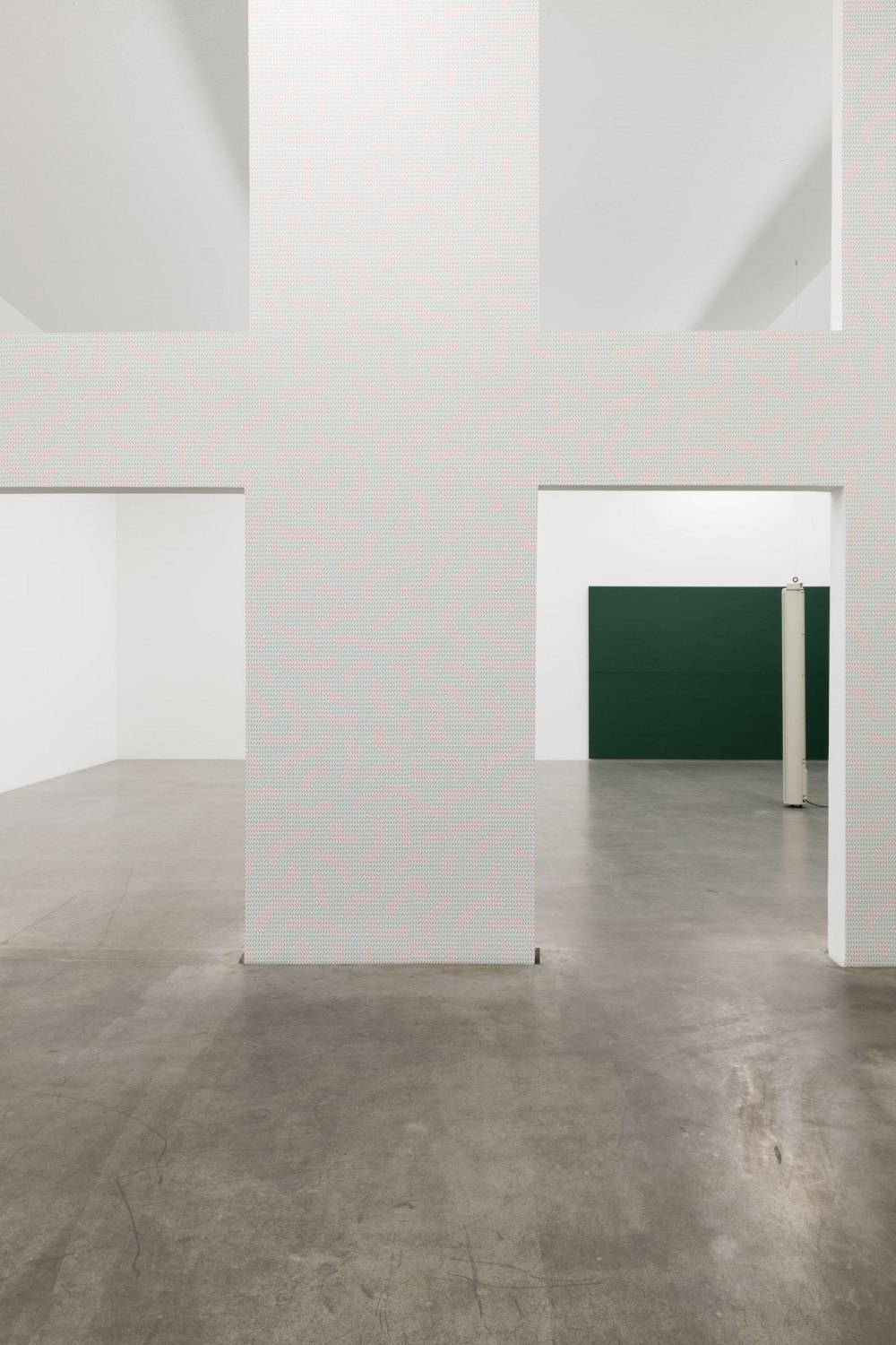Installation view, Florian Hecker, Templextures, Galerie Neu, Berlin 2022