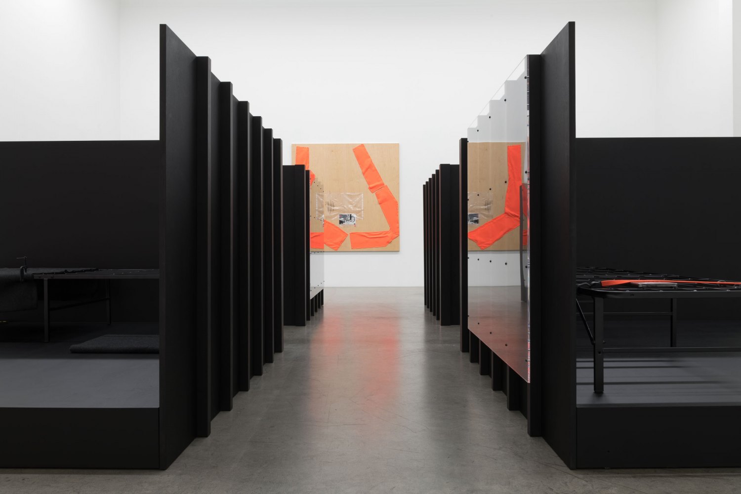 Installation view, Tom Burr, Compressions, Galerie Neu, 2022