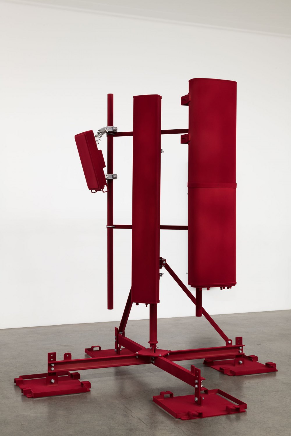 Yngve Holen 5G Oslo Base Station Bordeaux, 2023  metal, antennae, resin, flock 298 x 277 x 277 cm   