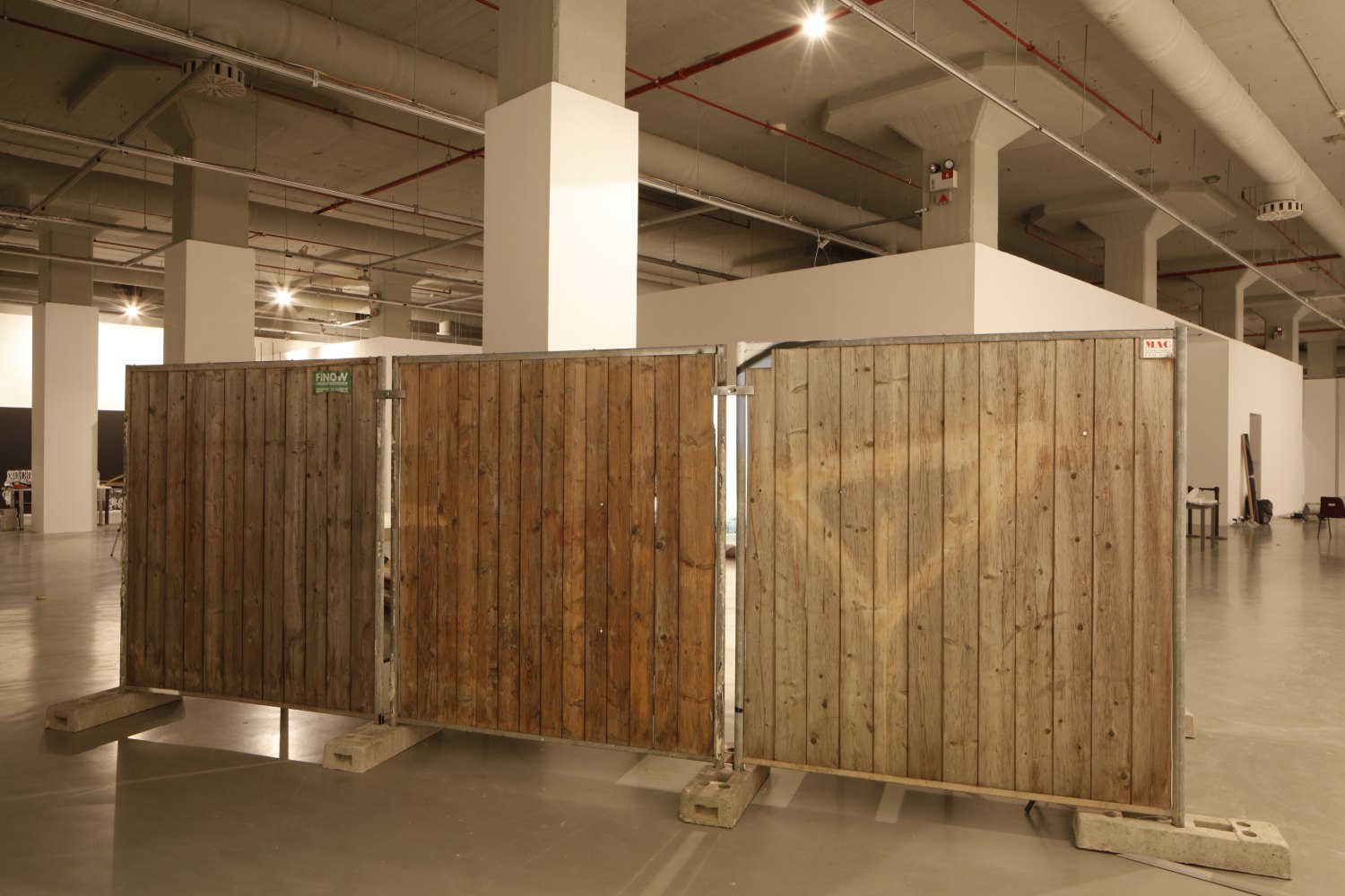 Klara Lidén  a good neighbour, 2017 Installation view, 15th Istanbul Biennial, Istanbul 