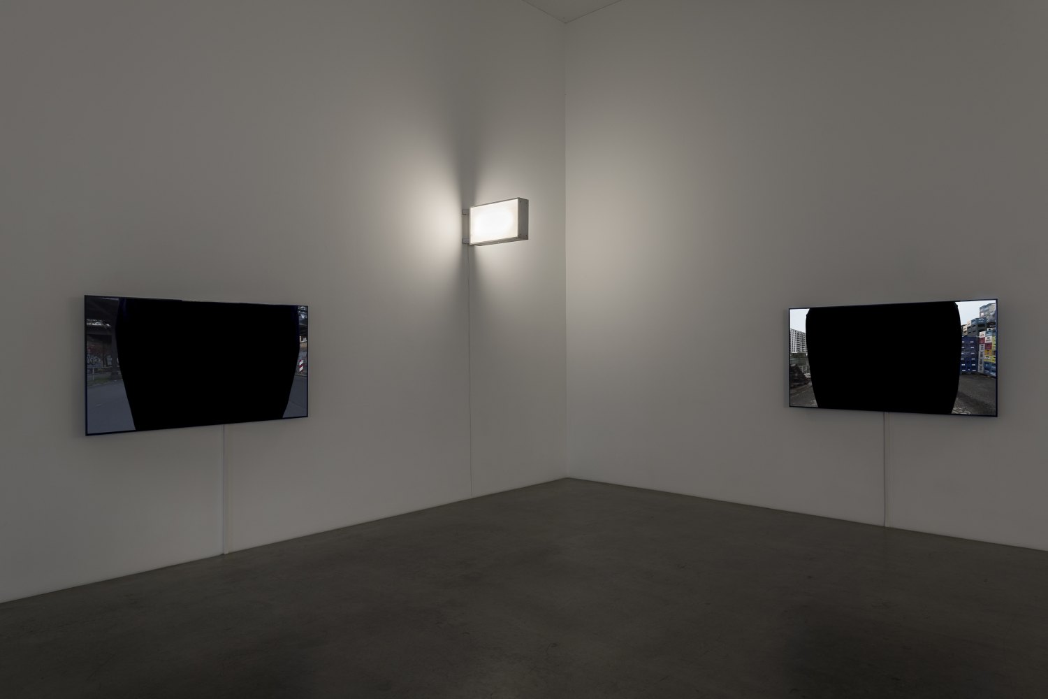 Installation view, Klara Lidén, (0, 0, 0), Galerie Neu, Berlin, 2023