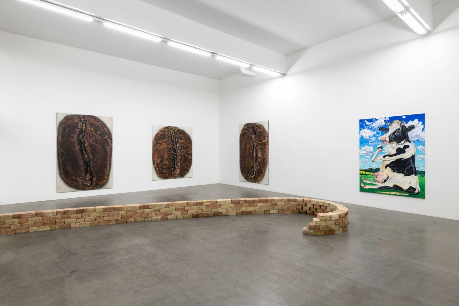 Installation view, Jana Euler, Das Investment, Galerie Neu, 2023