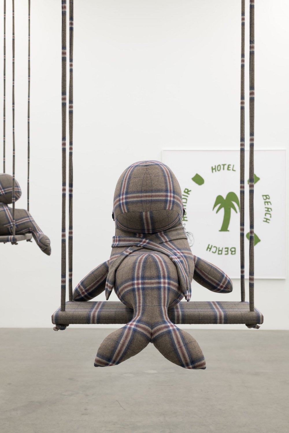 Cosima von Bonin, Mae Day IX, 2024 Textile, felt, fleece, wood, rope 85 x 79 x 77 cm