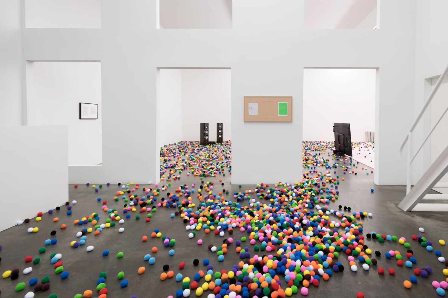 Installation view, SoiL Thornton, The Rest, Galerie Neu, Berlin, 2025