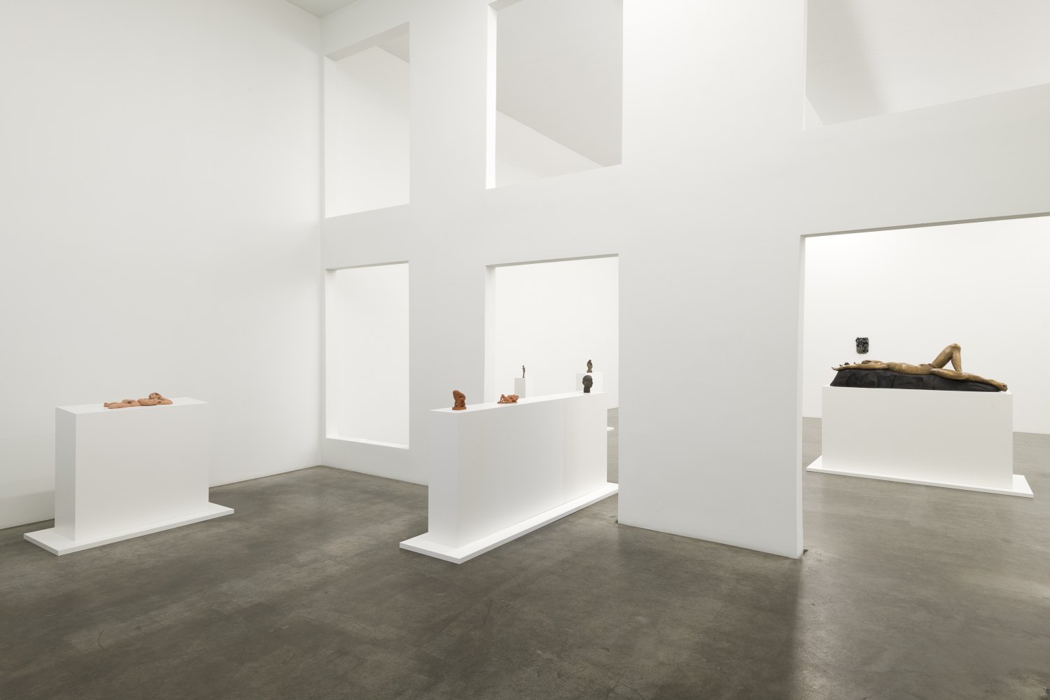 Installation view, Louis Fratino, La scorza, Galerie Neu, Berlin, 2025