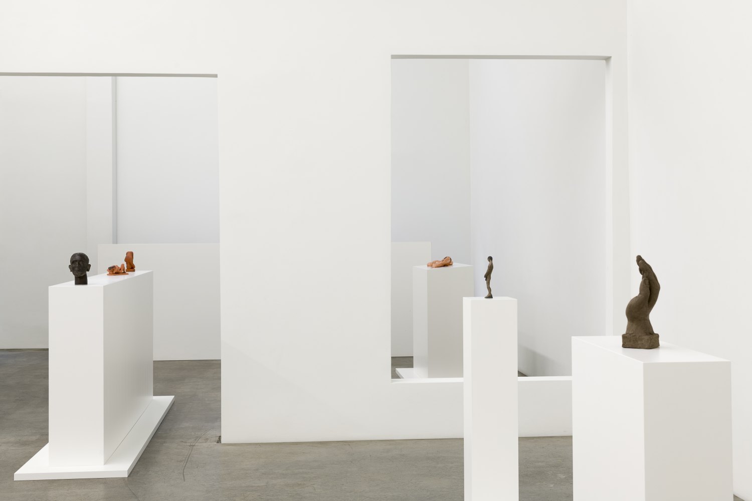 Installation view, Louis Fratino, La scorza, Galerie Neu, Berlin, 2025