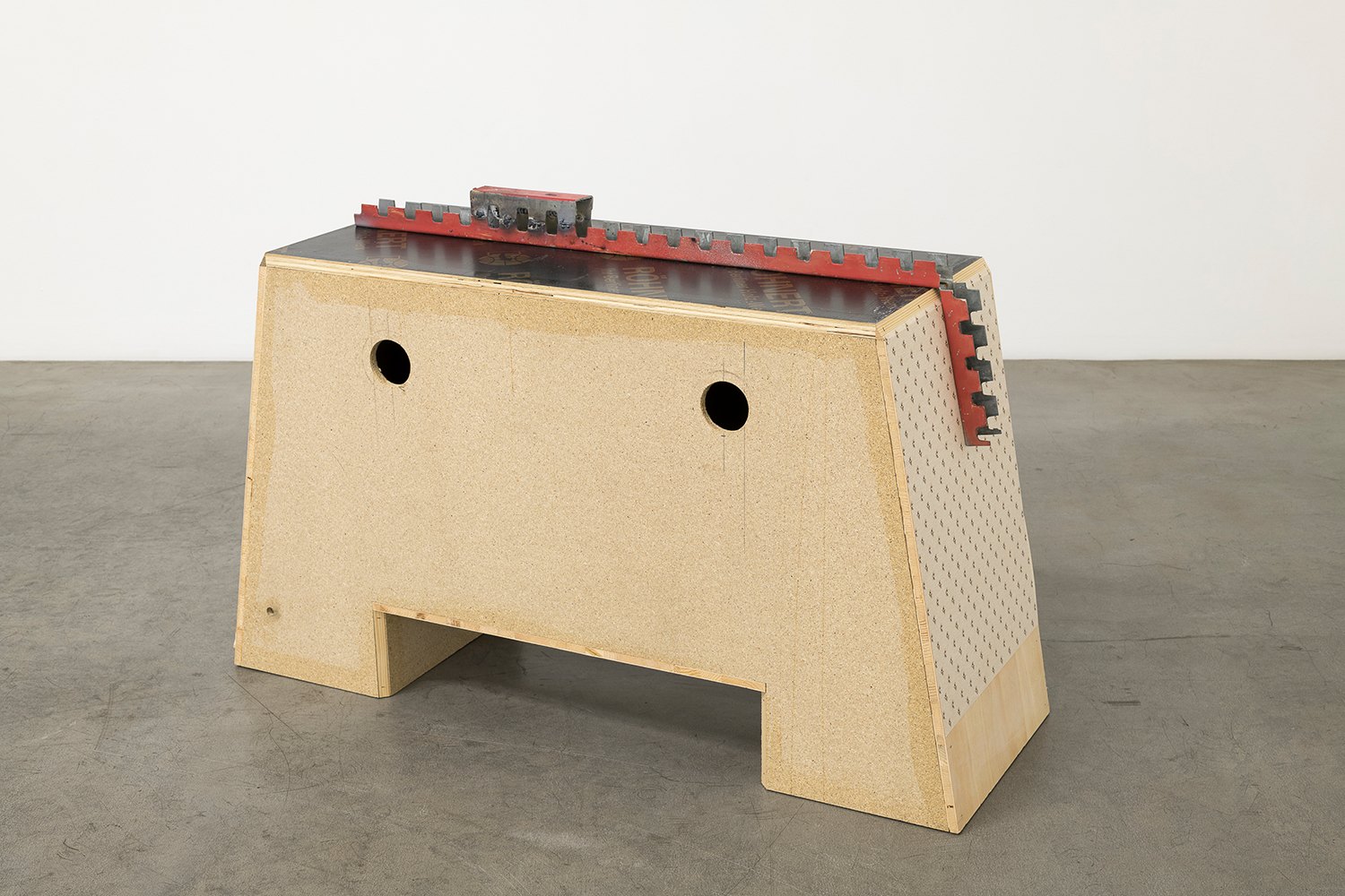 Manfred Pernice anticorpo 2, 2024 Wood, plastic foil, metal 76 x 121 x 40 cm 