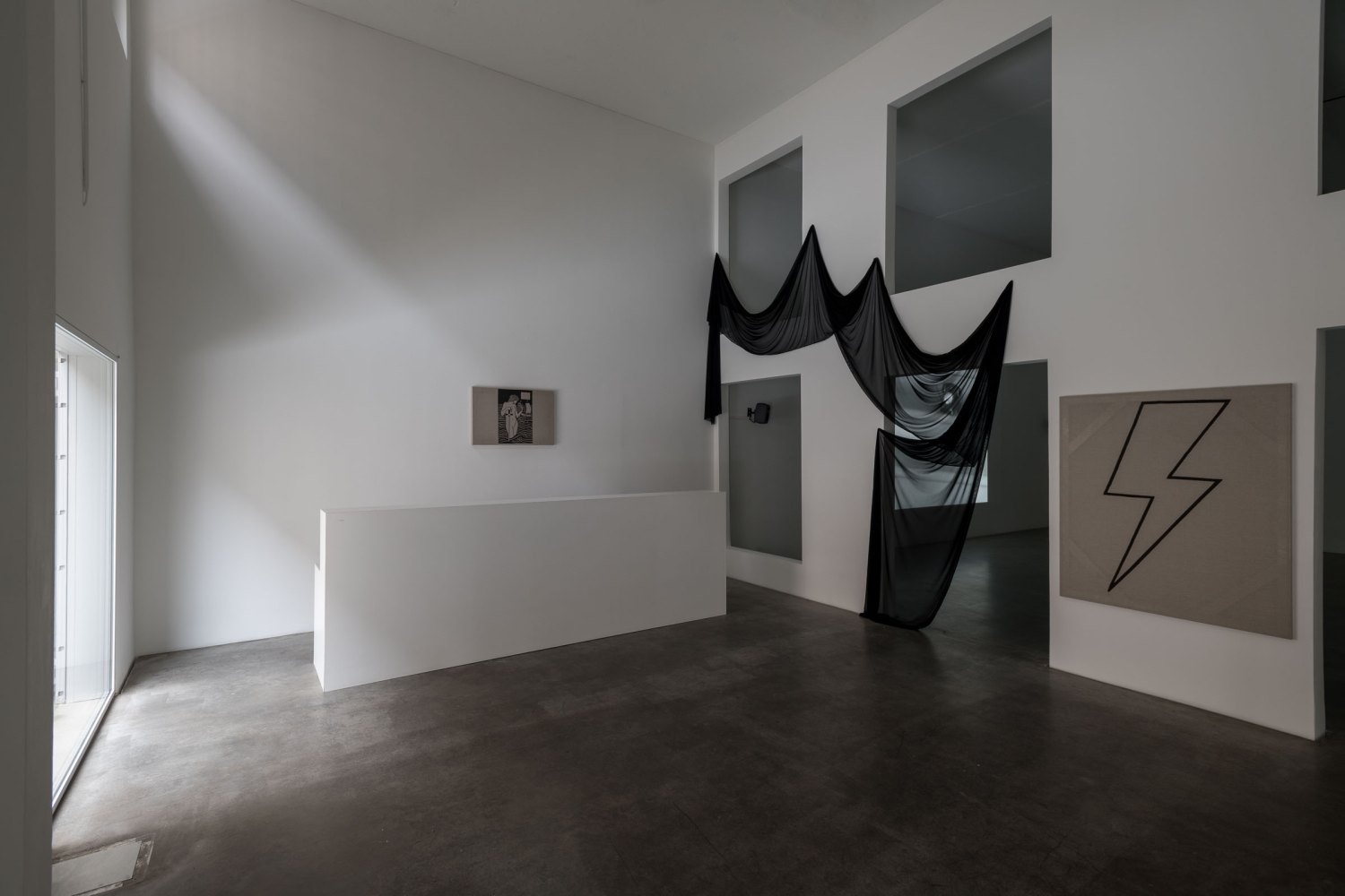 Installation view, Karl Holmqvist, PAINT WITH MAKE-UP, Galerie Neu, Berlin, 2026