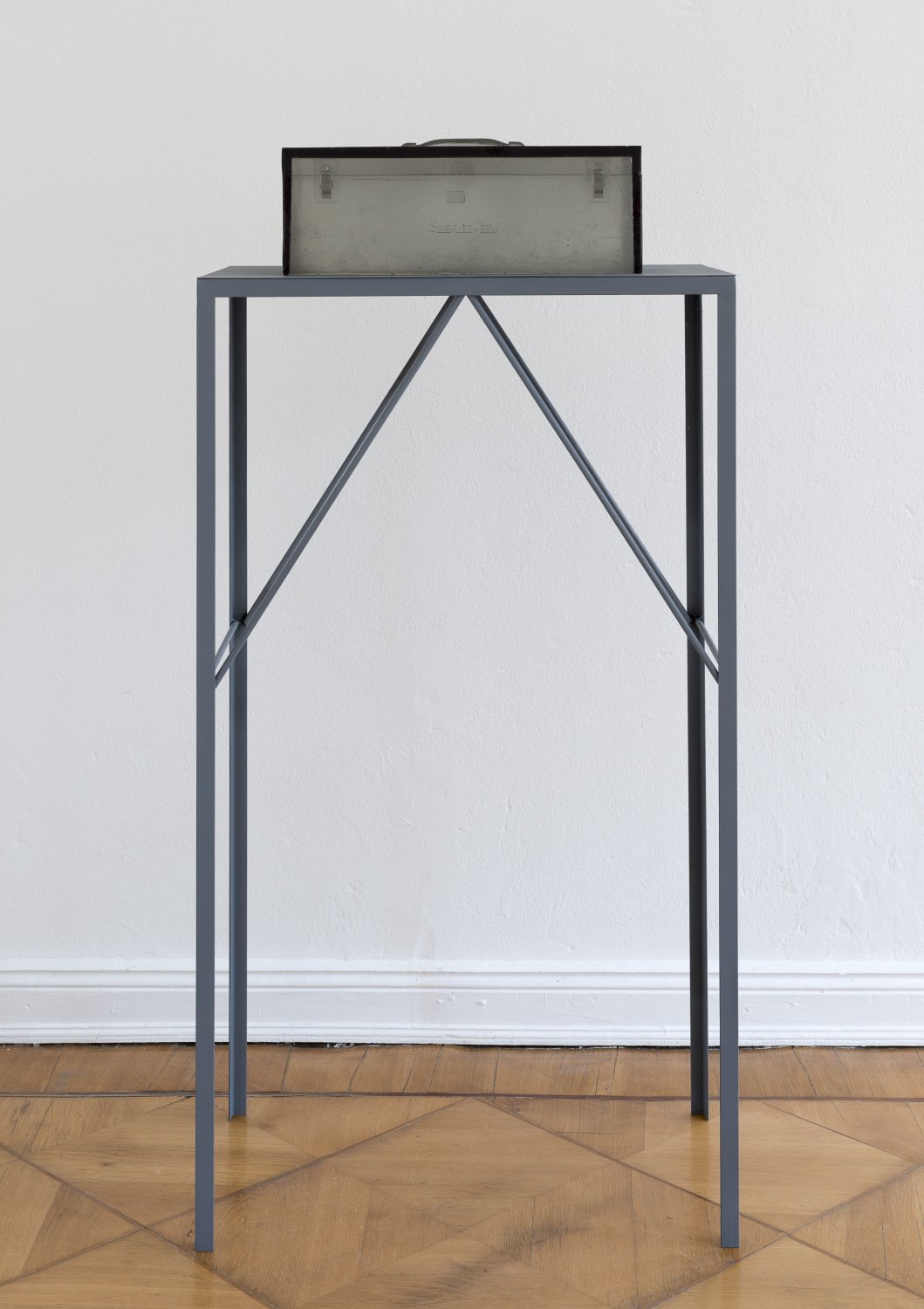 Alex Hubbard Studio 6, 2014 Urethane and steel, box: 20.2 × 51 x 20 cm, plinth: 127 × 73.6 × 43 cm 