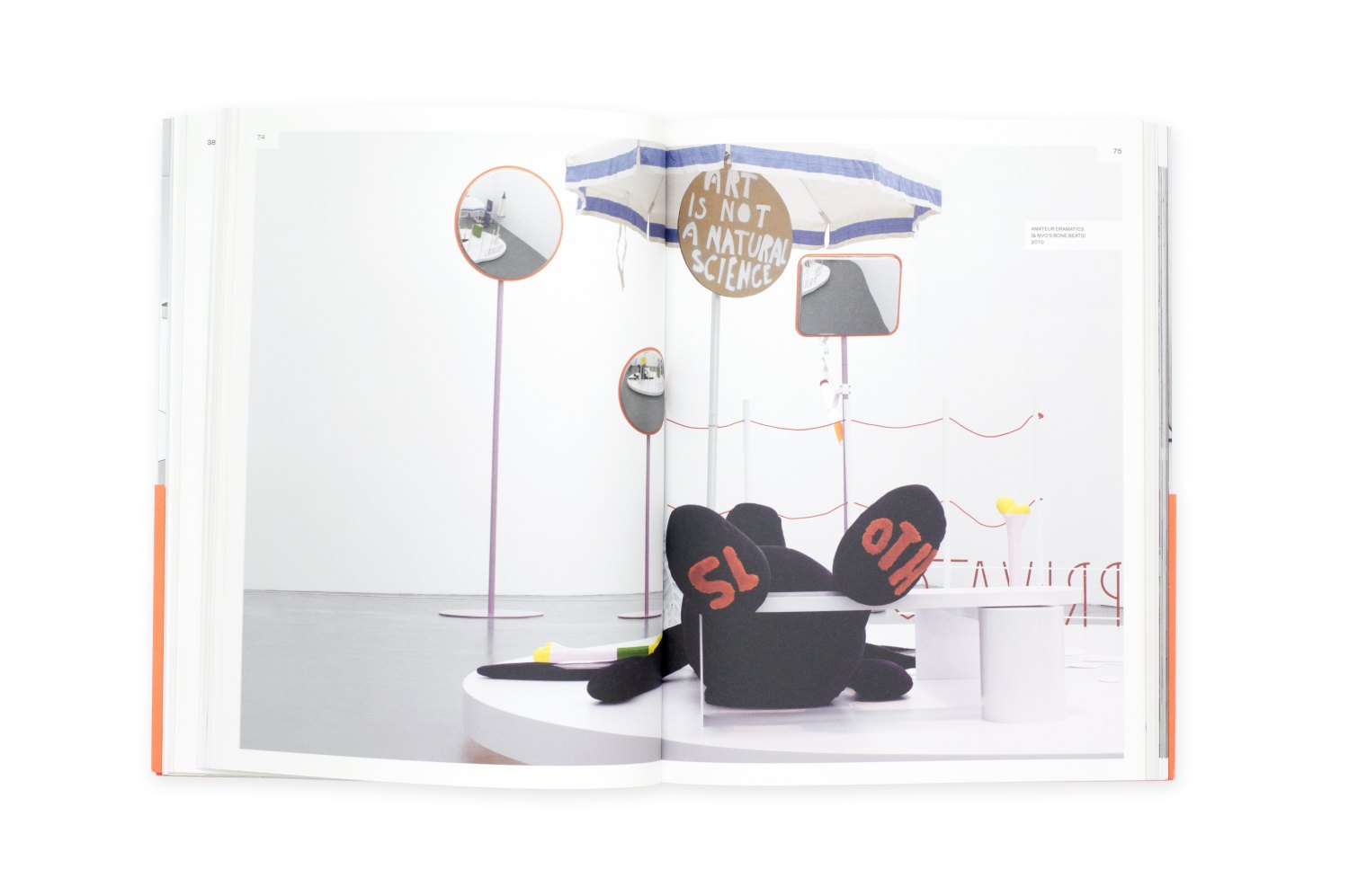 Cosima von Bonin, Hippies Use Side Door. Das Jahr 2014 hat ein Rad ab Catalogue, mumok, Vienna 2014/15, 224 p. ISBN 978-3-86335-631-6