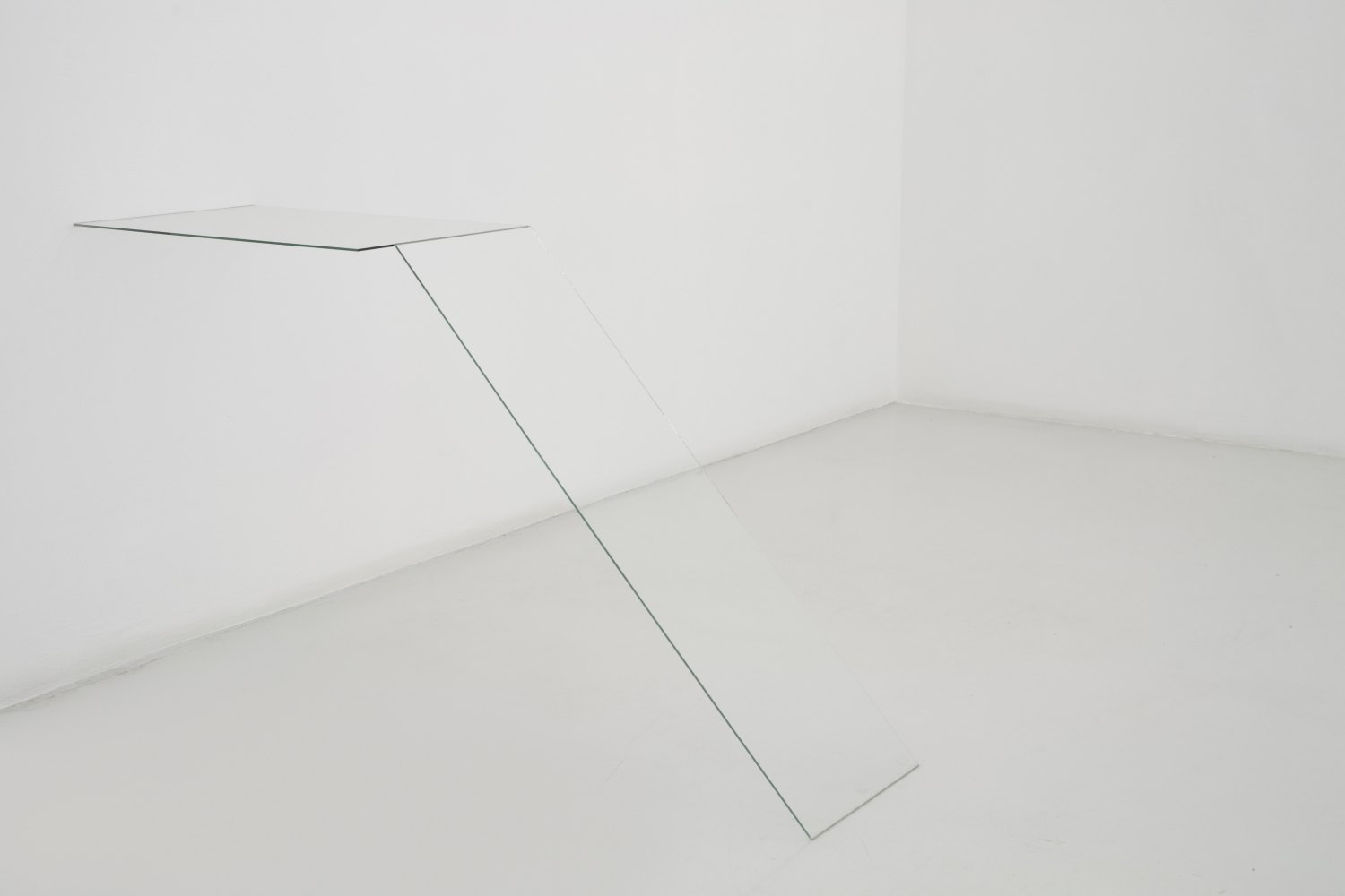 Kitty Kraus Untitled, 2006 Glass, 81 × 42 × 141 cm