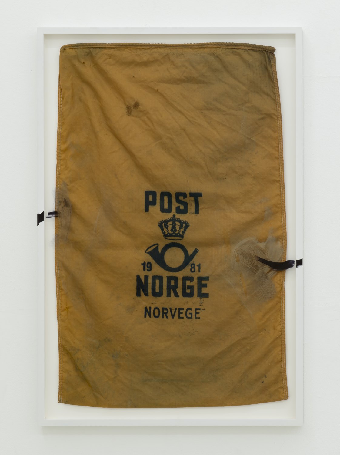 Matias Faldbakken Untitled (post bag), 2013 Canvas, frame, paint, 119.7 × 79.8 cm