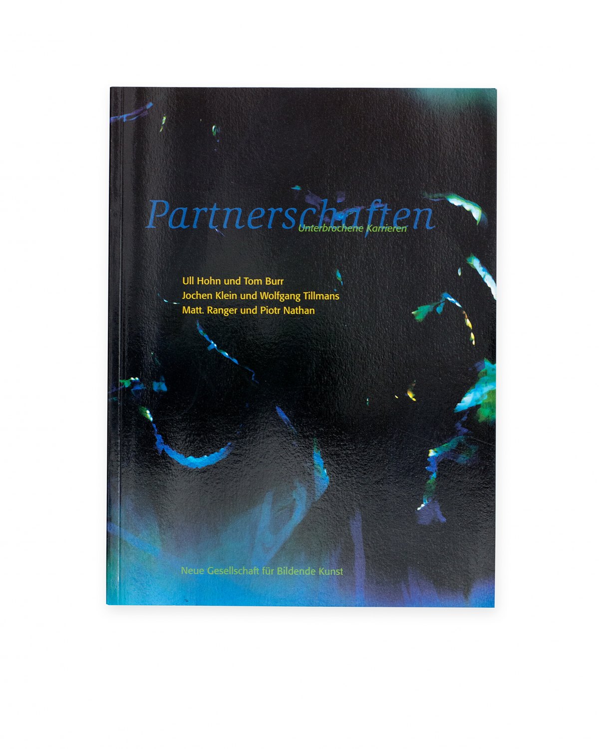 Ull Hohn, Partnerschaften – Unterbrochene Karrieren,  introd. by Kassandra Nakas, Catalogue, Neue Gesellschaft für Bildende Kunst, Berlin 2001/02, 120 p.  ISBN 978-3-92679-672-1